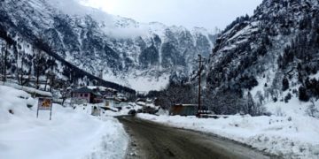 بارشیں کم ہونے سے معمول کا درجہ حرارت بڑھا رہا ہے