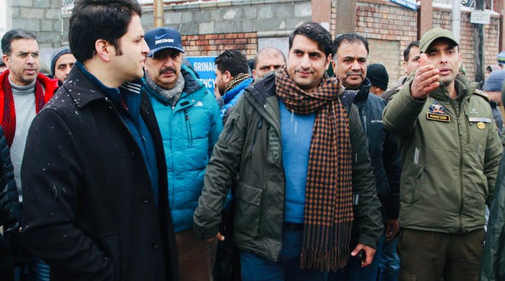 ایس ایم ایچ ایس ہسپتال ، گرڈ سٹیشن بمنہ ، بسنت باغ ورکشاپ سمیت سڑکوں اور اِداروں کا معائینہ کیا