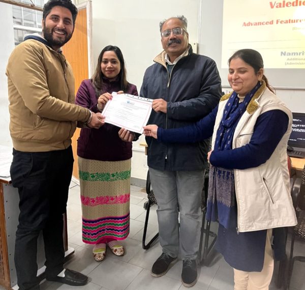 سٹیٹ ٹیکسز محکمہ کا این آئی اِی ایل آئی ٹی جموں میں اِختتامی تقریب کا اِنعقاد