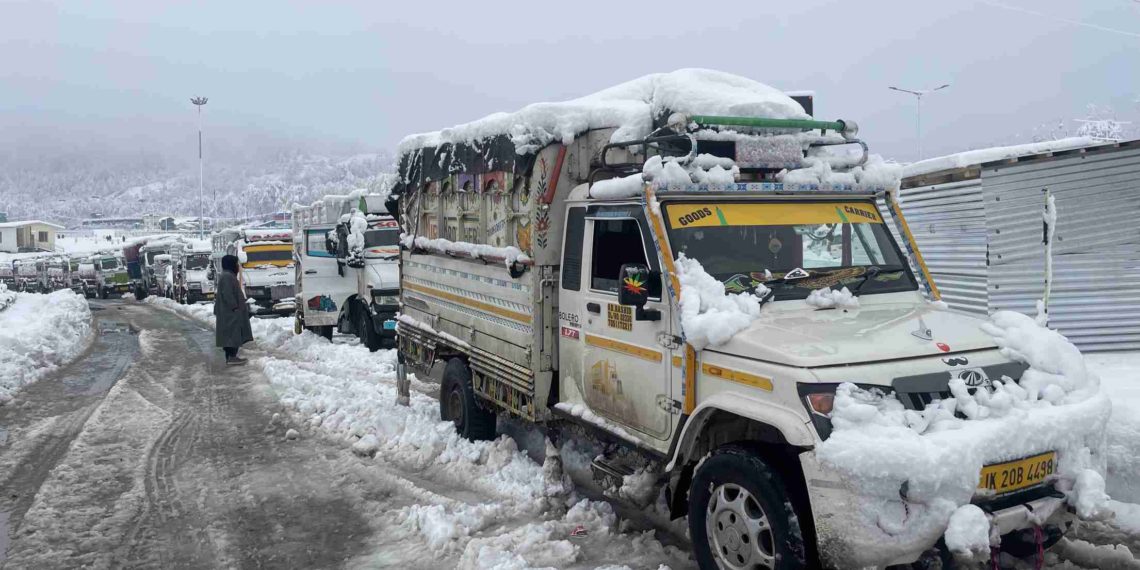 ایس ایم سی مشینوں اور افرادی قوت سے پوری طرح لیس: کمشنر