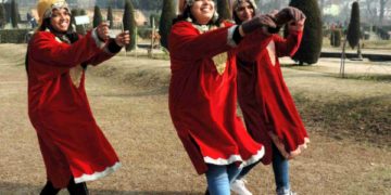 وادی کشمیر میں گزشتہ سال سے سیاحوں کی ریکارڈ آمد کا سلسلہ جاری