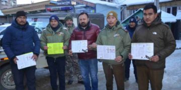 کرگل میں بہتر ٹریفک نظام یقینی بنانے کے لئے بیداری مہم