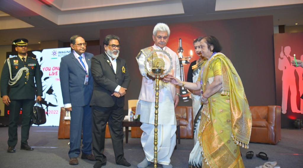 سماجی تبدیلی کیلئے جدوجہد ناگزیر:منوج سنہا