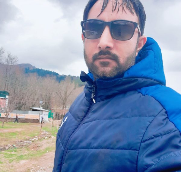 "میں بے زبان ہوں قیدی"