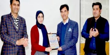 ڈی آئی پی آر کی کلچرل یونٹ کشمیر نےیوم جمہوریہ تقریب کے فاتحین/شرکاء کواستقبالیہ دیا