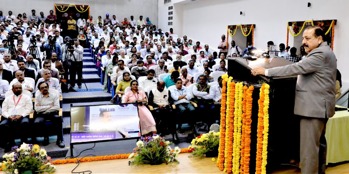 صنعت کو اسٹارٹ اپس میں برابر کا حصہ دار بنایا جائے گا: ڈاکٹر جتیندر