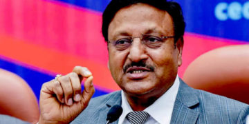 بزرگوں اور معذور افراد کیلئے ووٹنگ عمل میں سہولت، گھر بیٹھے کرسکتے ہیں ووٹ کا استعمال