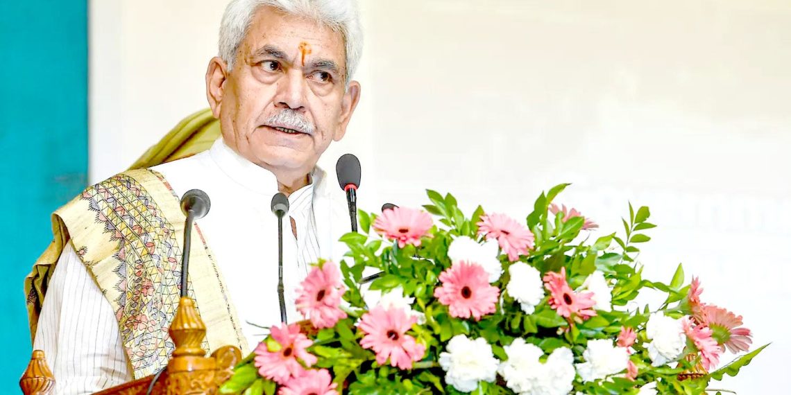 ایل جی سنہا نے زمین کی الاٹمنٹ کی علاقائی جماعتوں کی مخالفت پر تنقید کی