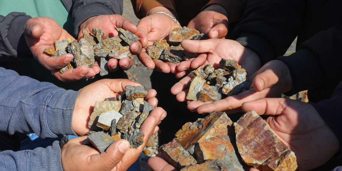 جموں و کشمیر میں پائے گئے لیتھیم کے ذخائر دسمبر تک نیلام کیے جائیں گے: مائنز سکریٹری