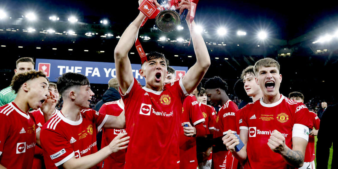 مانچسٹر یونائیٹڈ کی فروخت: دوسری بولیوں کی آخری تاریخ میں توسیع