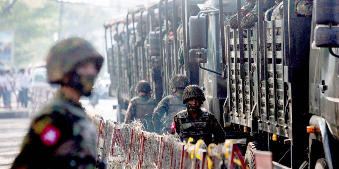 میانمار میں مشتبہ قتل عام میں کم از کم 22 افراد ہلاک