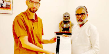 جموں و کشمیر اسٹوڈنٹس ایسوسی ایشن کے صدر کی رکن پارلیمنٹ نیرج شیکھر سے ملاقات