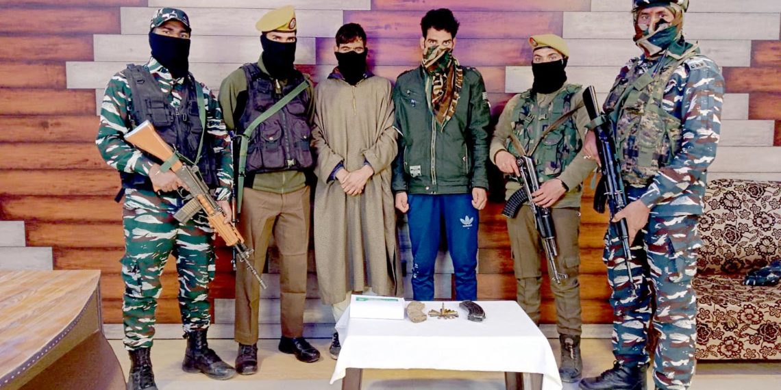 بارہمولہ کے کنزر علاقےمیں ٹی آر ایف کے دو جنگجو اعانت کار گرفتار: پولیس