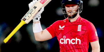 بین ڈکٹ تینوں فارمیٹس میں انگلینڈ کی نمائندگی کے لیے تیار ہیں