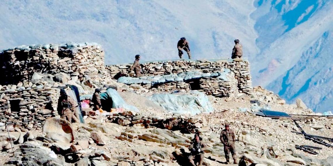 چین کے ساتھ کشیدگی بڑھنے کے ساتھ ہی، فوج نے نئے جنگی انتظامی نظام، مربوط نگرانی کے مراکز کو تیزی سے ٹریک کیا