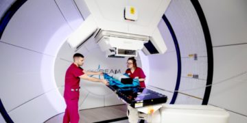 پروٹون بیم تھراپی: کینسر کے مریضوں کے لیے ایک نئی امید