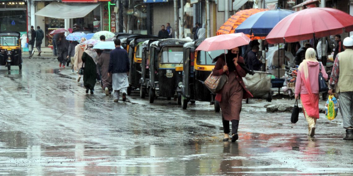 کشمیر میں 6 اپریل تک رک رک بارشوں کا سلسلہ جاری رہنے کا امکان