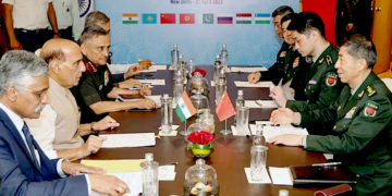 چین سرحدی کشیدگی کو مجموعی تعلقات سے ڈی لنک کرنے کی کوشش کر رہا ہے، راجناتھ