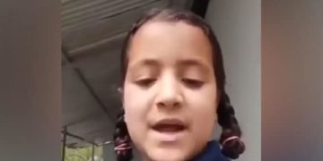 کٹھوعہ کی لڑکی نے پی ایم مودی سے سکول عمارت بنوانے کی درخواست کی