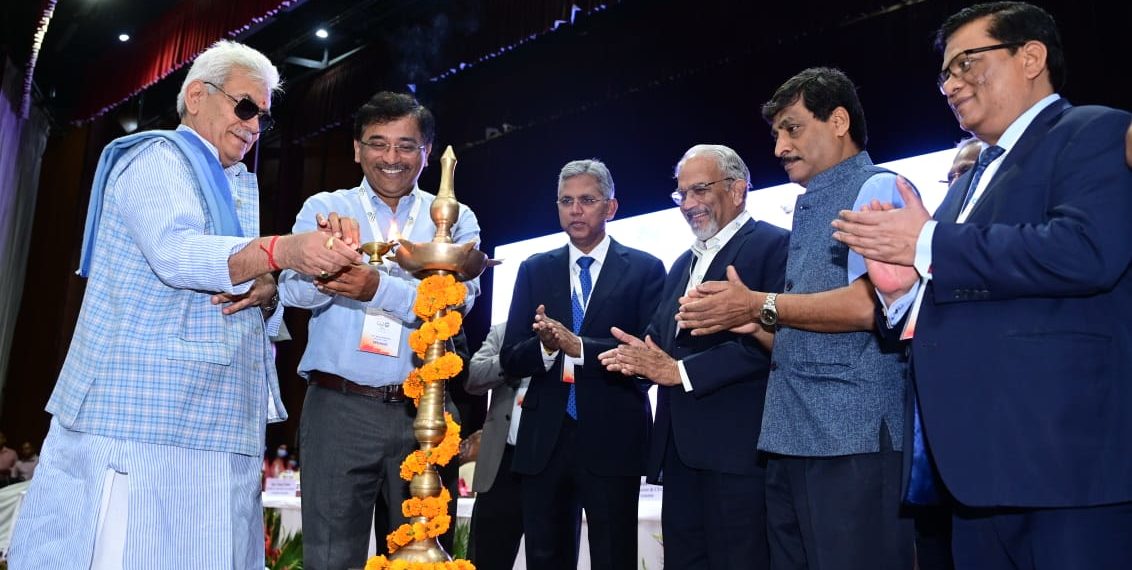 وزیر اعظم نے دنیا کو ایک نیا نظریہ دیا