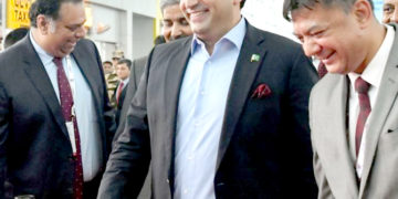 وزیر خارجہ پا کستان ایس سی او((SCO اجلاس میں شرکت کیلئے بھارت پہنچ گئے