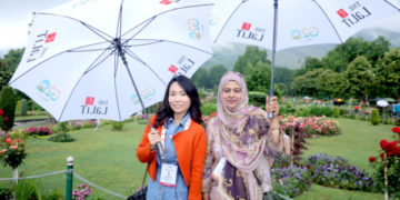 دنیا بھر کے سیاحوں کو کشمیر کا دورہ ضرور کرنا چاہئے۔ جی 20 مندوبین