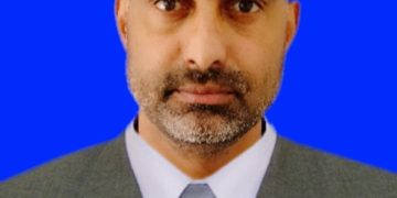 فطرت کے تقاضوں پہ نہ کر راہِ عمل بند