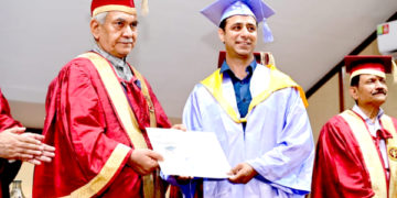 ایل جی سنہا نے نوجوانوں کو اختراعی، نئے آئیڈیاز پر توجہ مرکوز کرنے کی تلقین کی