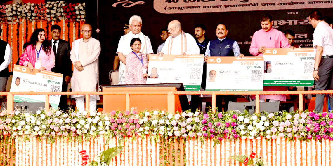 جموں و کشمیر میں 42000 ہلاکتوں کے لیے گاندھی، عبداللہ، مفتی ذمہ دار