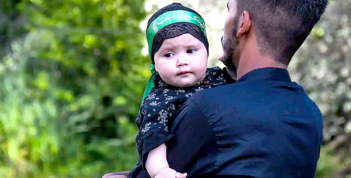 محرم الحرام کی 6 تاریخ کو عزادار جلوس کی صورت میں مارچ کرتے ہوئے۔