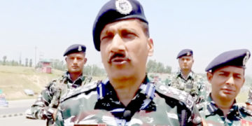 امرناتھ یاترا کو محفوظ بنانے کے لیے بڑی تعداد میں سی آر پی ایف اہلکار تعینات: ڈی آئی جی اوستھی