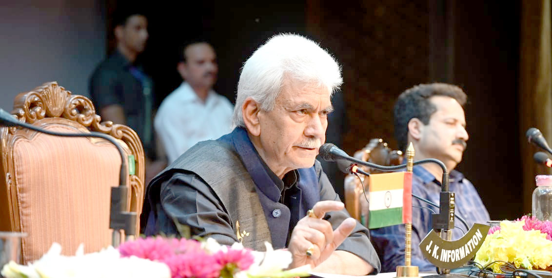 سابق طلبا نوجوانوں کی رہنمائی انجام دیں