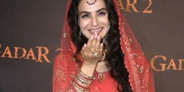 ’غدر‘ کوریلیز سے قبل لوگ ’گٹر‘ کہتے تھے، امیشا پٹیل کا انکشاف