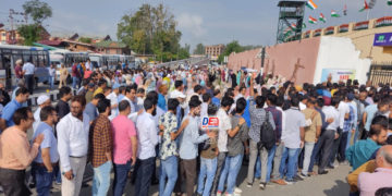 یوم آزادی کی تقریبات پر لوگوں کے بھاری رش سے ترنگا کی دہشت گردی پر فتح عیاں