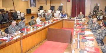 15ویں کور ہیڈکوارٹر پر سیکورٹی کی اعلیٰ سطحی میٹنگ کا انعقاد،سرما میں سیکورٹی کی فعالیت پر تبادلہ خیال