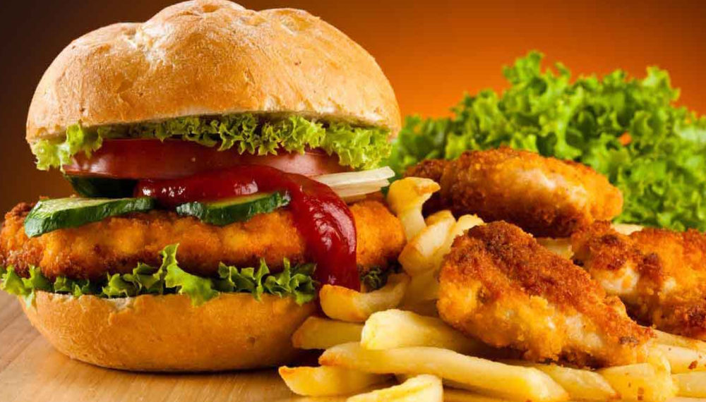 زیادہ کھانا کھانے کے بعد بھی ہمیں بھوک کیوں لگتی ہے؟