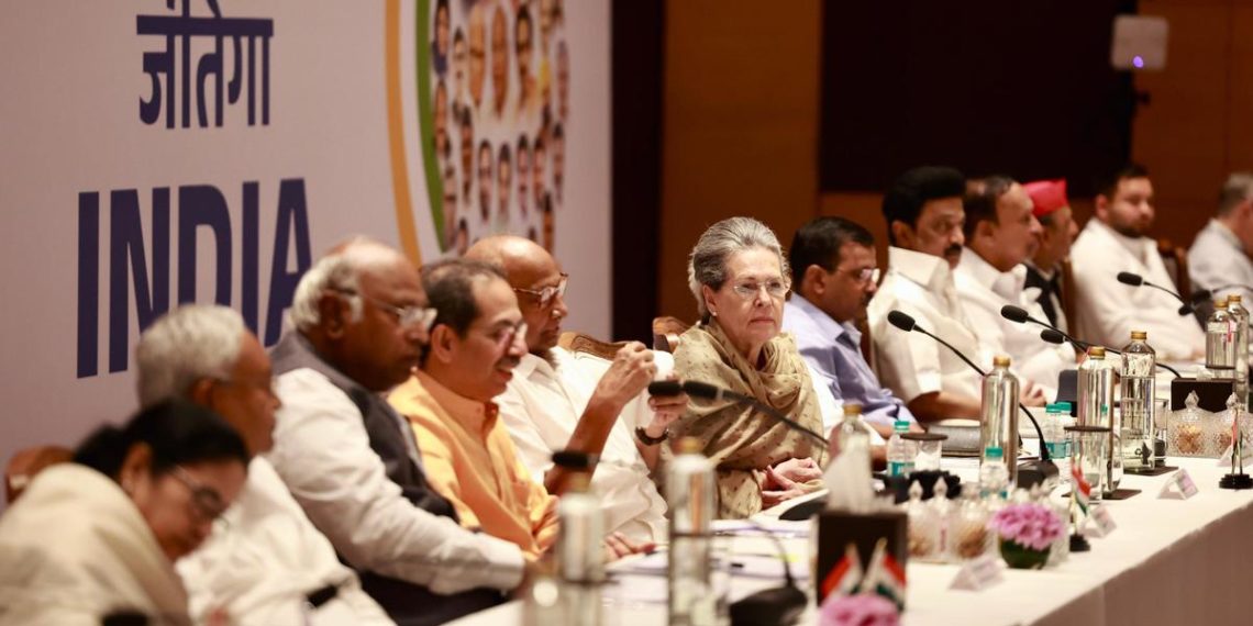 ’ملیکا ارجن کھڑگے ہوں انڈیا الائنس کا وزیراعظم چہرہ‘، ممتا بنرجی نے پیش کی تجویز، اروند کیجریوال نے بھی کی حمایت