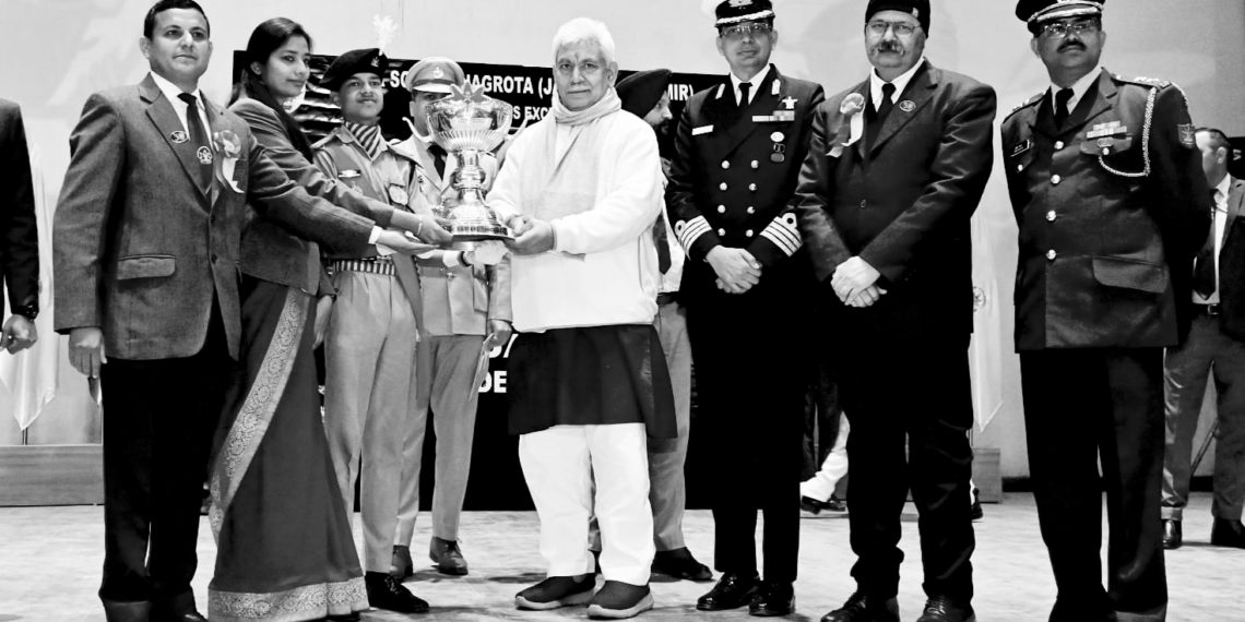 تعلیم قوم کے رہنما پیدا کرتی ہے: لیفٹیننٹ گورنر