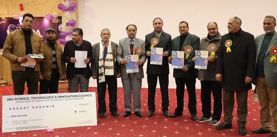 سکاسٹ کے تحقیق اور اختراعات کو فروغ دینے کیلئے جے کے ایس ٹی آئی سی نے ریسرچ ایڈوانسمنٹ کیلئے 2کروڑ روپے فراہم کئے