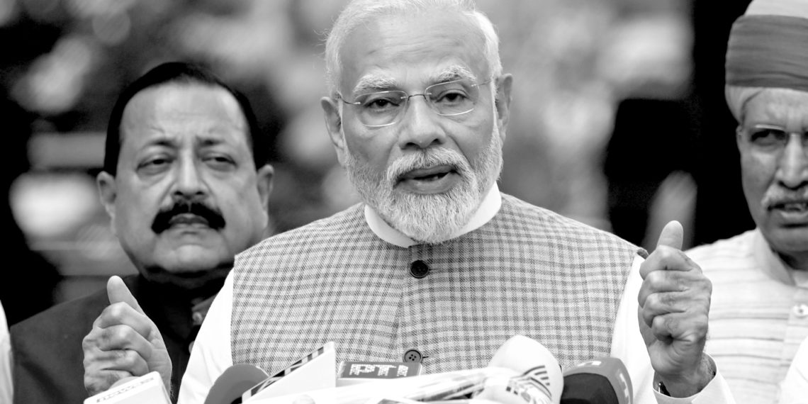 نوجوان ملک کا مستقبل ہونے کے ساتھ ساتھ ملک کو بنانے والے بھی ہیں۔ وزیر اعظم