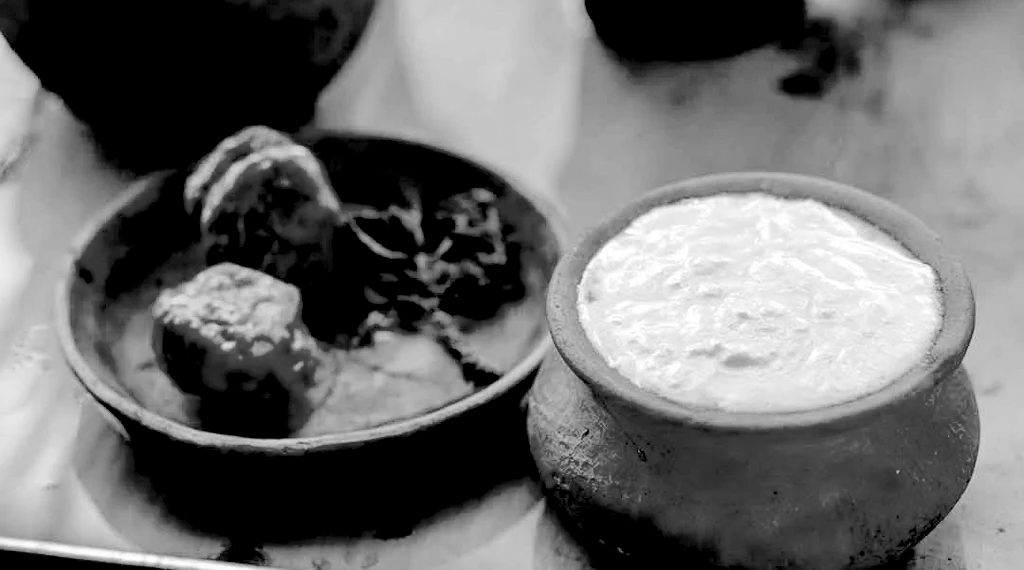 گرمیوں میں دہی کھانے کا صحیح طریقہ ، روزانہ دہی کھانے کے چند فوائد