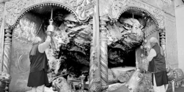 منوج سنہا نے شری ماتا ویشنو دیوی مندر پر حاضری دی