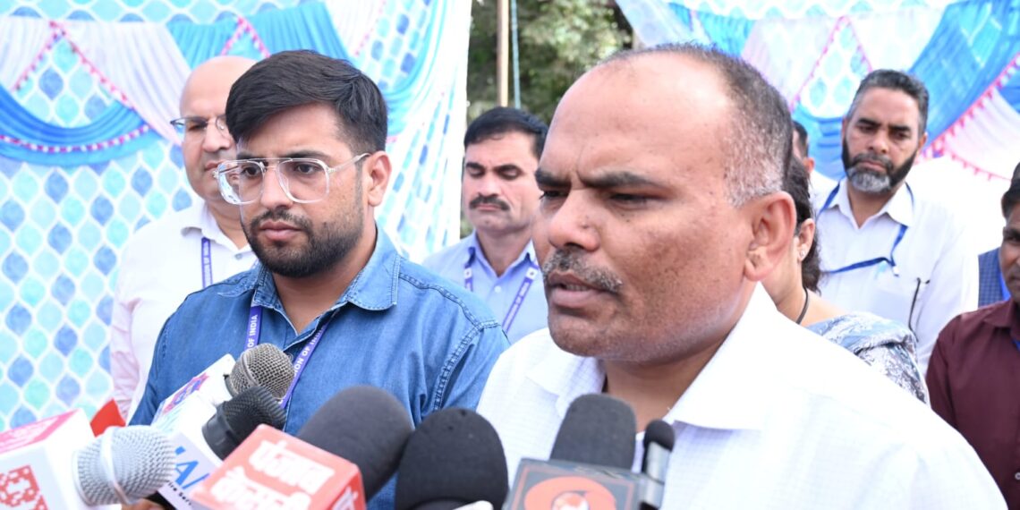 اسمبلی الیکشن :دوسرے مرحلے پر مجموعی طورپر 54.11 فیصد ووٹنگ ریکارڈ : چیف الیکٹورل آفیسر