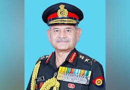 فوجی سربراہ کا دورہ ایل او سی، سیکورٹی صورتحا ل کا لیا جائز