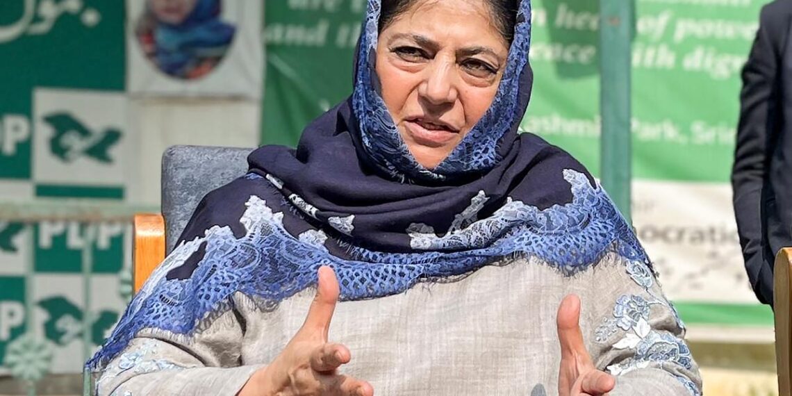 عمر عبداللہ کا تلبل نیویگیشن پروجیکٹ کو بحال کرنے کا مطالبہ انتہائی افسوسناک: محبوبہ مفتی