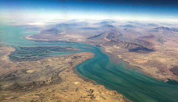 آبنائے ہرمز میں کسی بھی قسم کی فوجی مداخلت بحران کو بڑھا دیگی: ایران