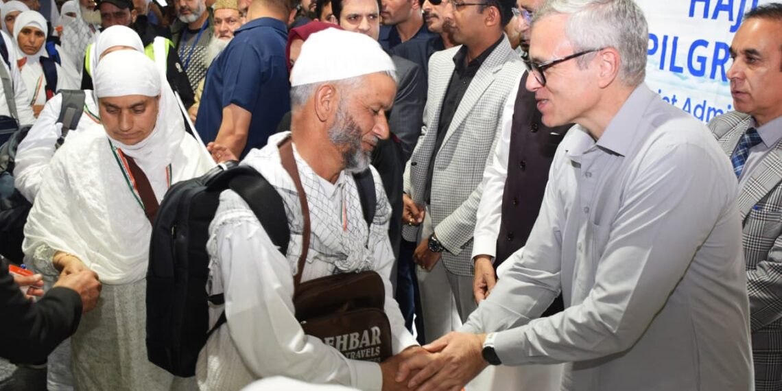 حج 2026 : عازمین کا پہلا قافلہ سفرمحمود پر روانہ