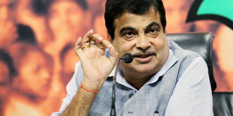 ملک کی قومی شاہرائوں پر ٹول ٹیکس۔دسمبر سے بغیر رکاوٹ ٹول سسٹم لاگو ہوگا: نتن گڈکری