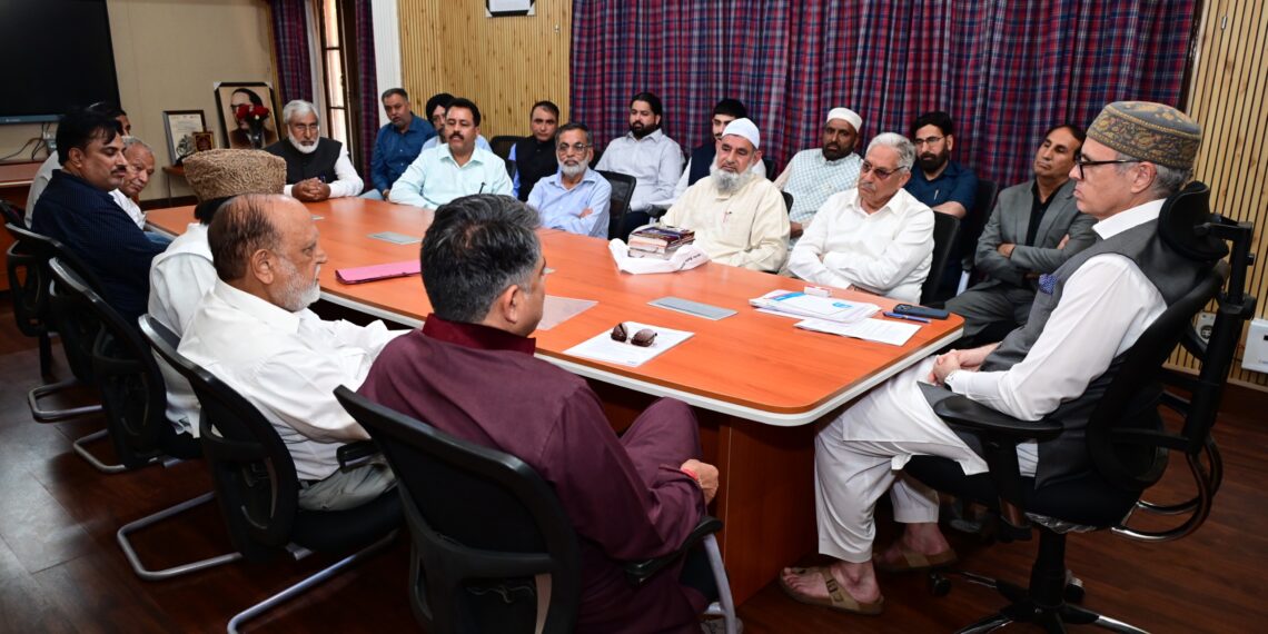 وزیر اعلیٰ کی عوامی وفود سے بات چیت،مطالبات و شکایات کے ترجیحی ازالہ کی یقین دہانی