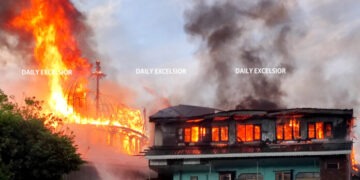 جامعہ اشرف العلوم حیدر پورہ خاکستر،2 شہری اور ایک فائر مین زخمی